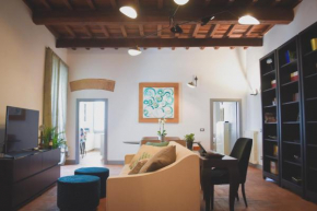 Del Giglio's Luxury apartment in Piazza della Signoria